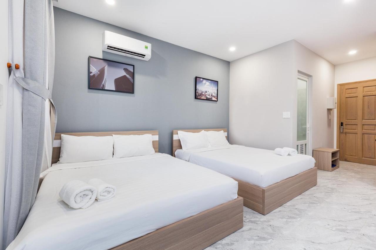 Yours Studio Airport Hotel Ho Şi Min Exterior foto
