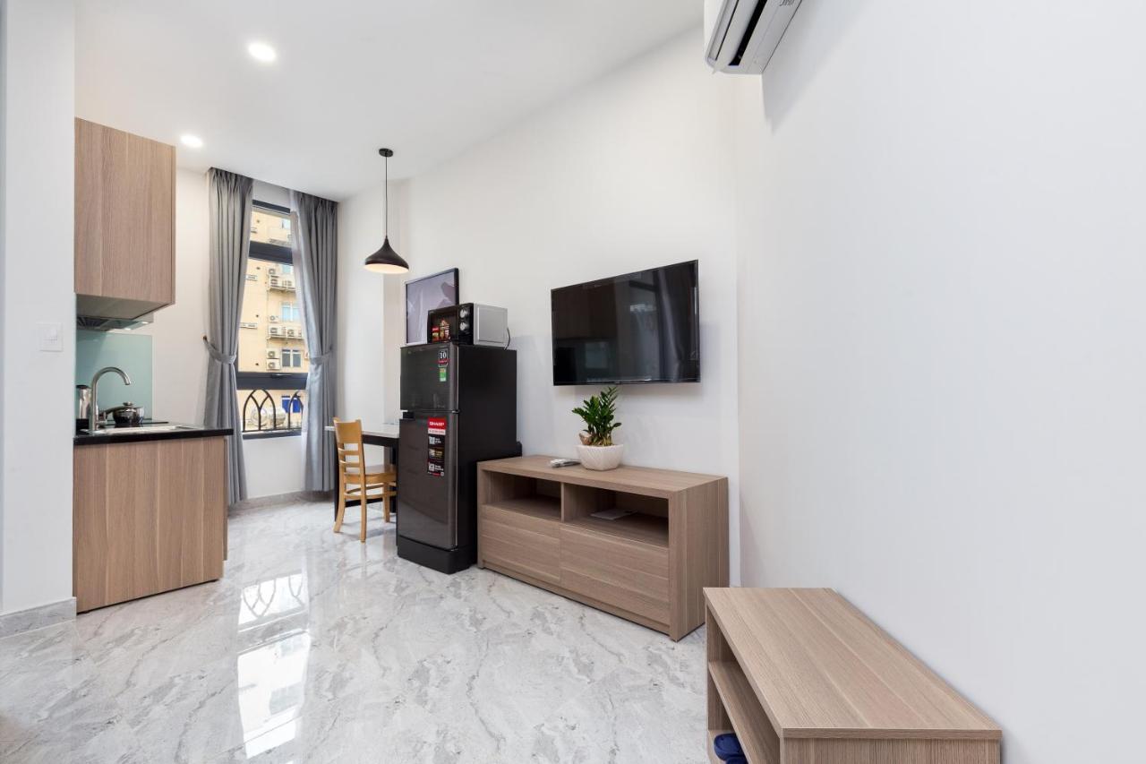 Yours Studio Airport Hotel Ho Şi Min Exterior foto