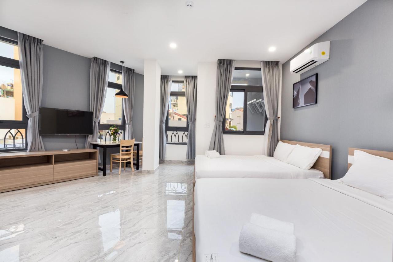 Yours Studio Airport Hotel Ho Şi Min Exterior foto