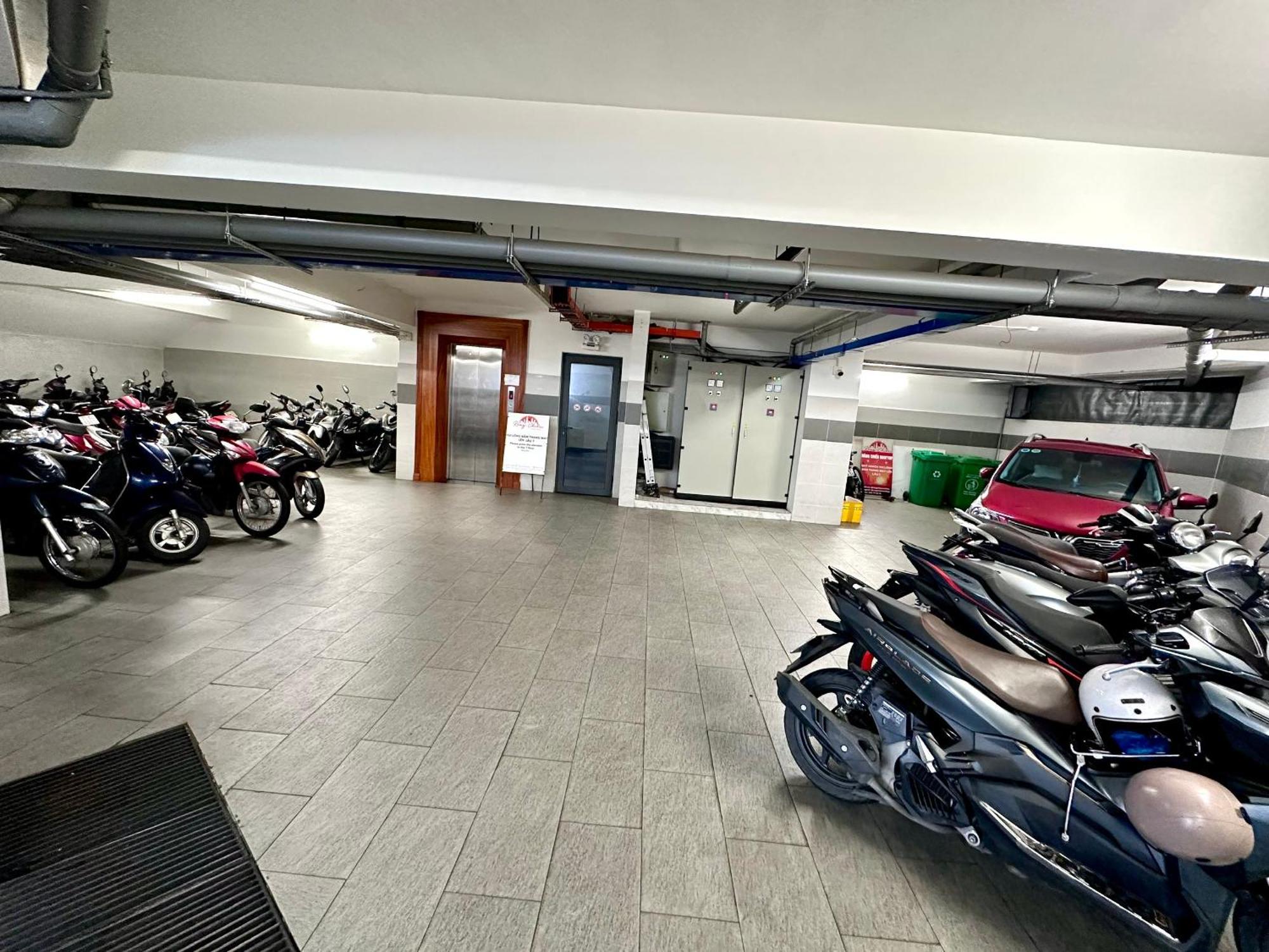 Yours Studio Airport Hotel Ho Şi Min Exterior foto